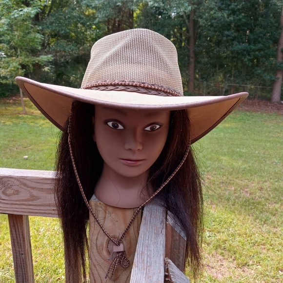 Unisex Barhma hat ⭐Reasonable offers accepted⭐ - Picture 8 of 11